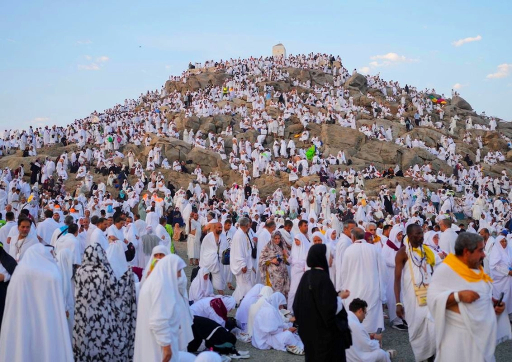 Makna Wukuf di Arafah: Puncak Spiritual Jamaah Haji